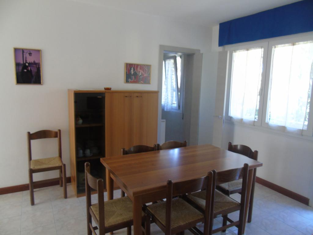 Villa Valeria Λινιάνο Σαμπιαντόρο Δωμάτιο φωτογραφία